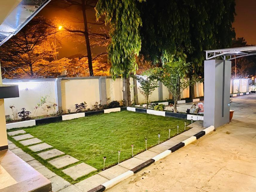 Mayfair Hotel Maitama Abuja Exterior foto