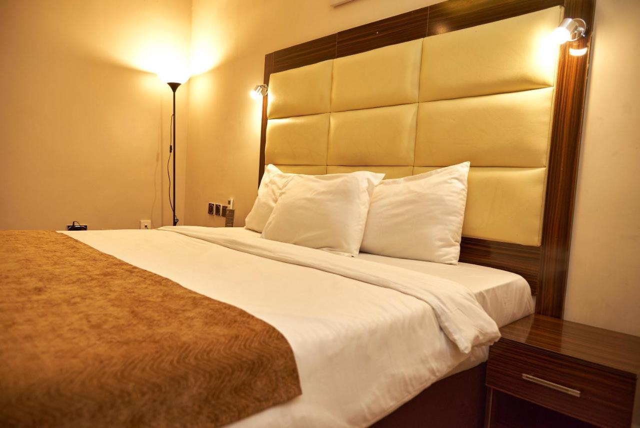 Mayfair Hotel Maitama Abuja Exterior foto
